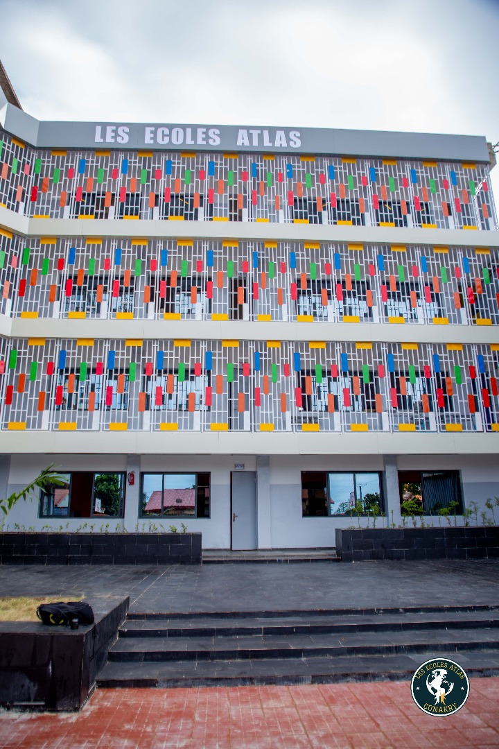 Cérémonie d'inauguration du lycée